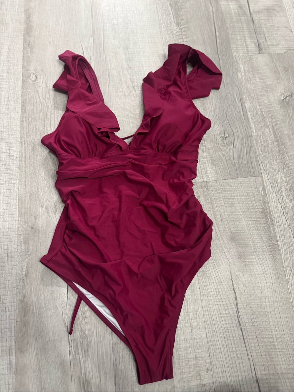Cupshe Ruffled Deep V One-Piece Swimsuit in Burgundy